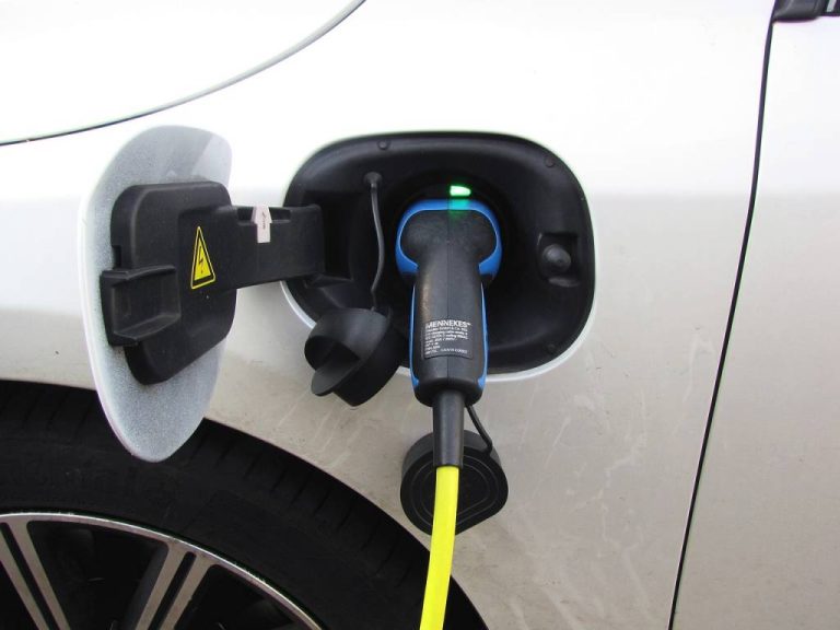 Carte de recharge : astuces pour réduire vos coûts de recharge