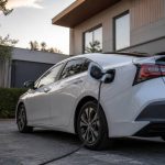 Avantages et inconvénients d’une voiture hybride