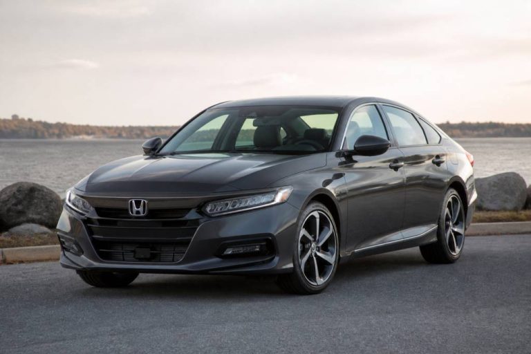 03 Honda Accord : caractéristiques, prix et avis sur la berline japonaise