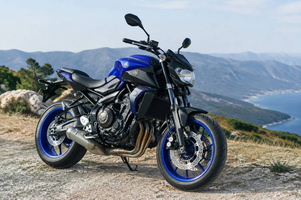 1200 yamaha : le guide des motos et modèles emblématiques de la marque