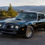 1977 Pontiac Firebird : histoire, caractéristiques et héritage d’une icône américaine