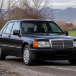 190 Mercedes 199 histoire, caractéristiques et valeur de cette berline emblématique