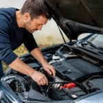 Batterie essence sur diesel : est-ce possible et sans risque pour votre voiture ?