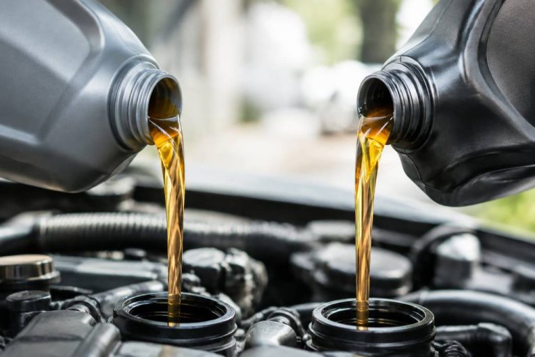 0W30 ou 5W3 quelle huile moteur choisir pour votre voiture ?