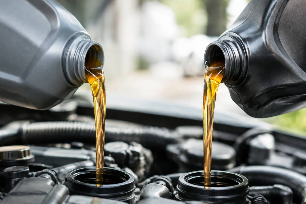 0W30 ou 5W3 quelle huile moteur choisir pour votre voiture ?